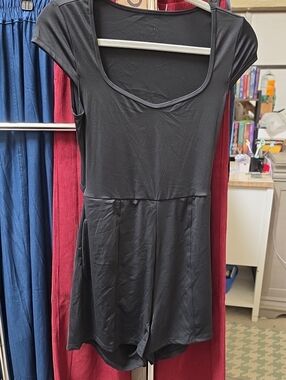 Nwt HALARA Black Scoop Neck Short Romper